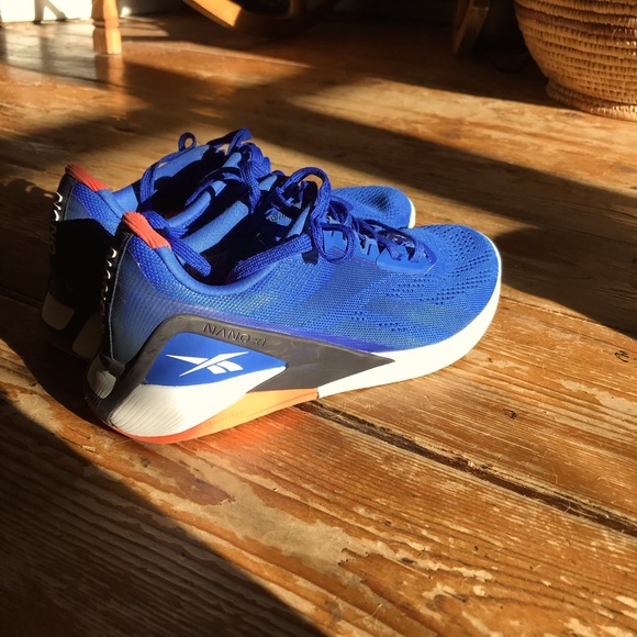 Reebok Nanos - Picture 2 of 4